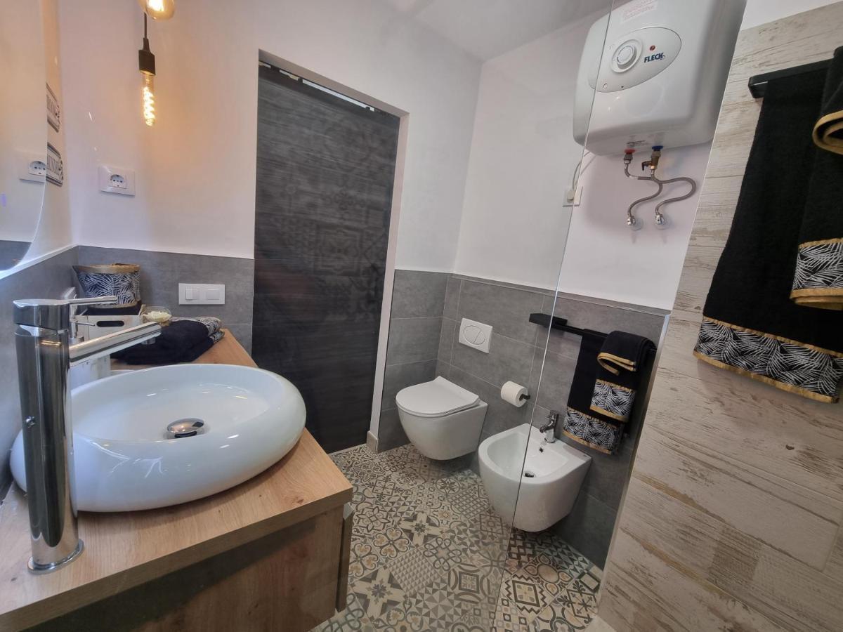 Top Apartament Playa Del Ingles San Bartolomé Ngoại thất bức ảnh